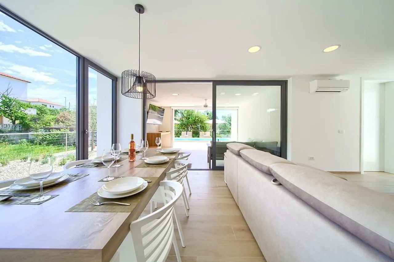 Villa Celeia Krk Town 0*,